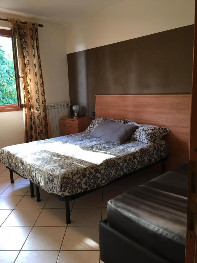 Antonellagardalake Desenzano del Garda Extérieur photo
