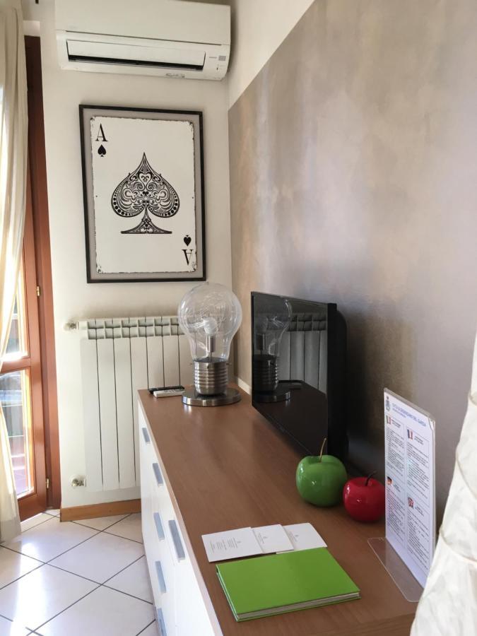 Antonellagardalake Desenzano del Garda Extérieur photo